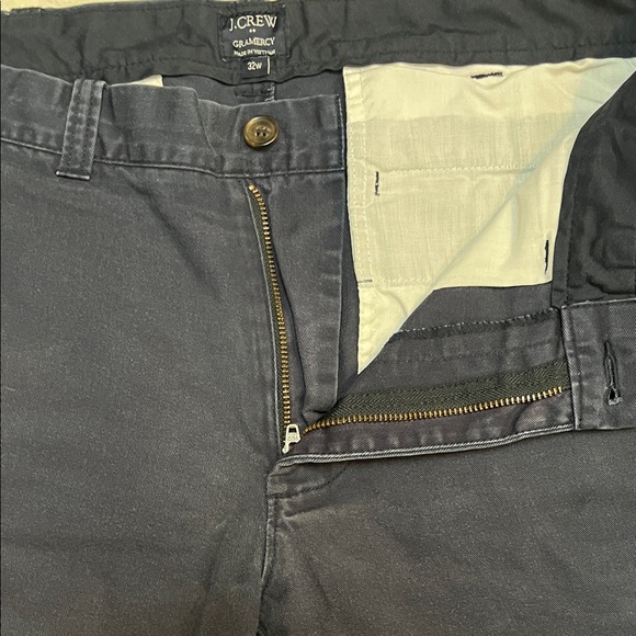 J. Crew Navy Men's Flat Front Shorts 32w - Picture 3 of 6